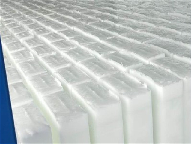 揭秘鼓楼良臣制冰厂：降温冰块背后的神秘制作工艺